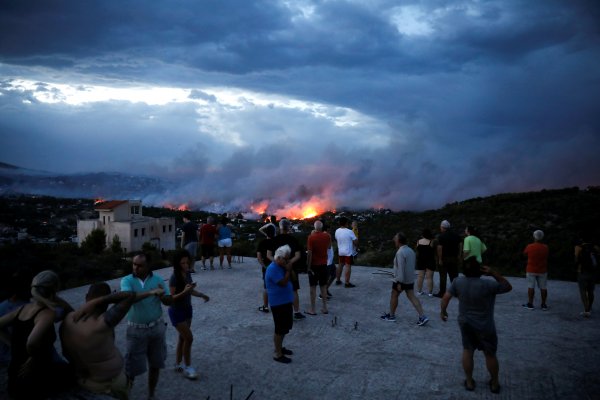 Yunanistan'daki  orman yangınında ölü sayısı 60'a ulaştı